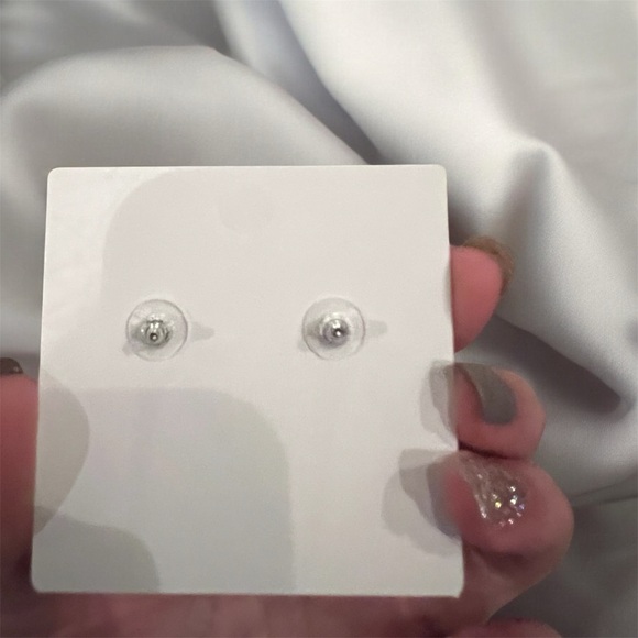 Black CZ Heart Earrings - Picture 3 of 3